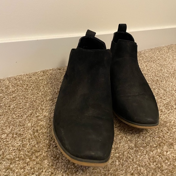 REACTION by Kenneth Cole Leather Boots - Picture 3 of 8